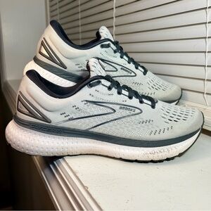 Brooks Glycerin 19 Grey Neutral Speed Trainer Running Shoes Women’s Size 7.5 B
